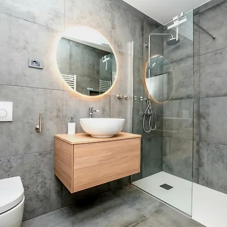 Karin Apartment Murine