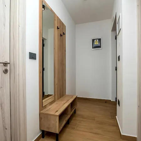 Apartment Karin